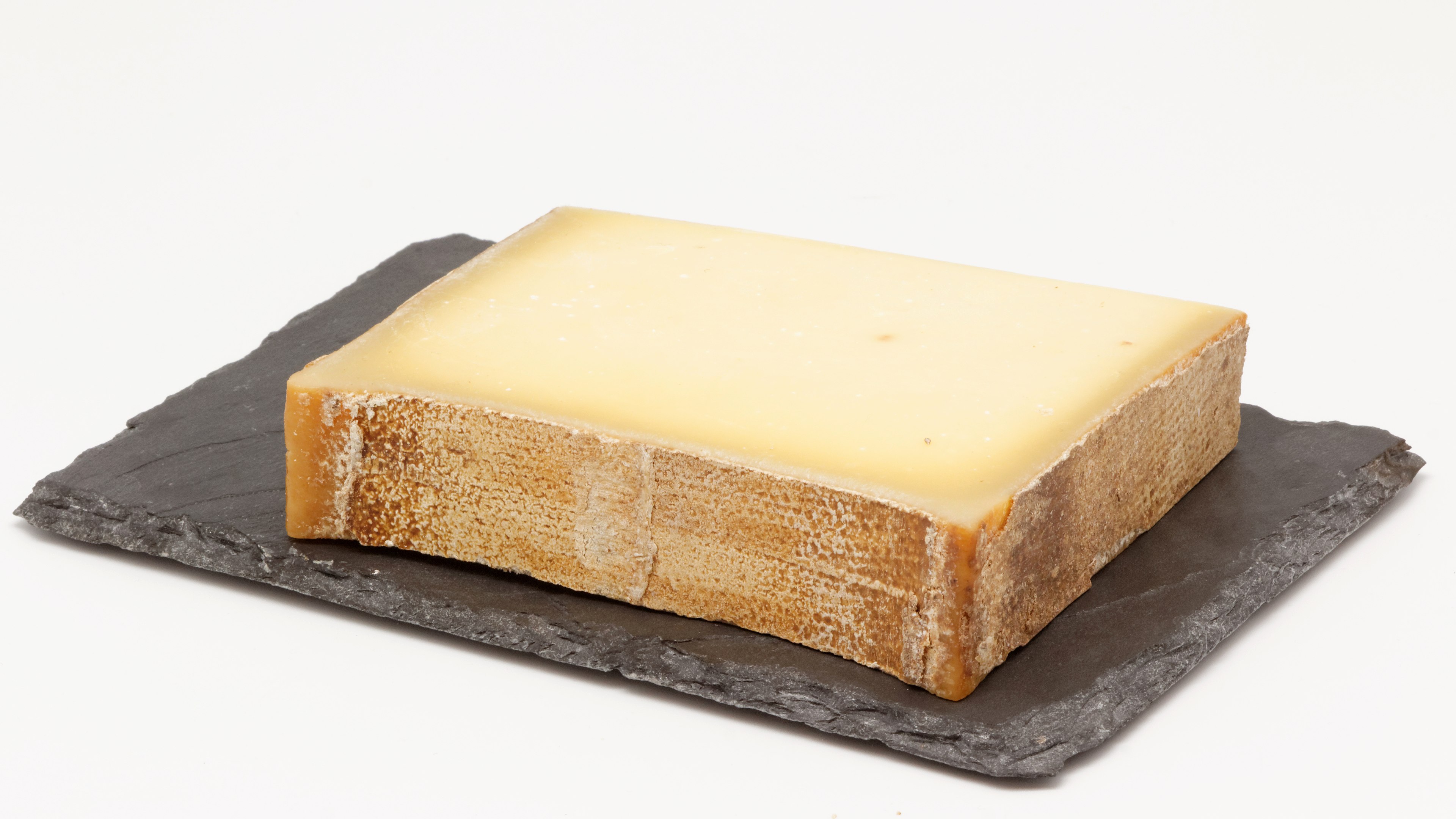 Beaufort : Fromage AOP français Beaufort, photo fromage de montagne à pâte dure