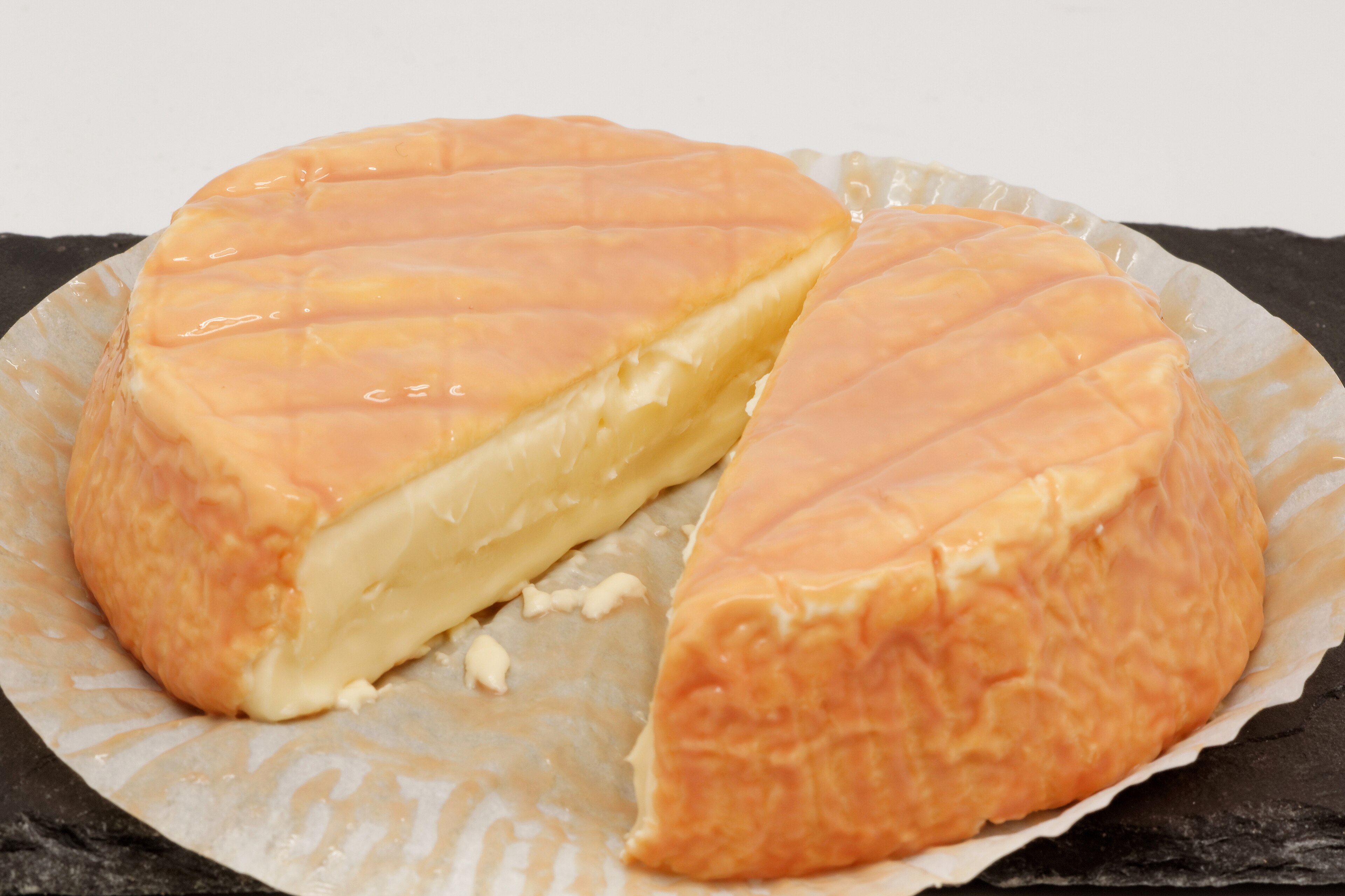 Époisses : Fromage AOP Époisses, photo fromage à croûte lavée corsé